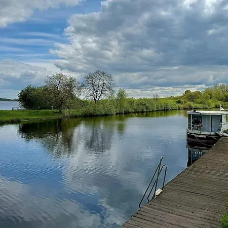 Hausboot Seemaid Ferienhaus