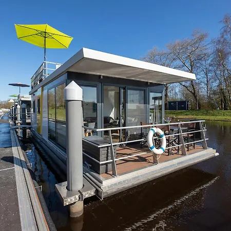 Hausboot Seemaid Ferienhaus
